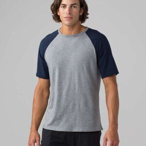 Lululemon Bodhi Short Sleeve M3APLS (Heathered Grey/Nautical Navy) - Size Large